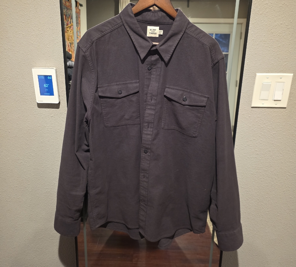 Flint And Tinder Men's XXL Flannel Dark Gray Button-Up Shirt